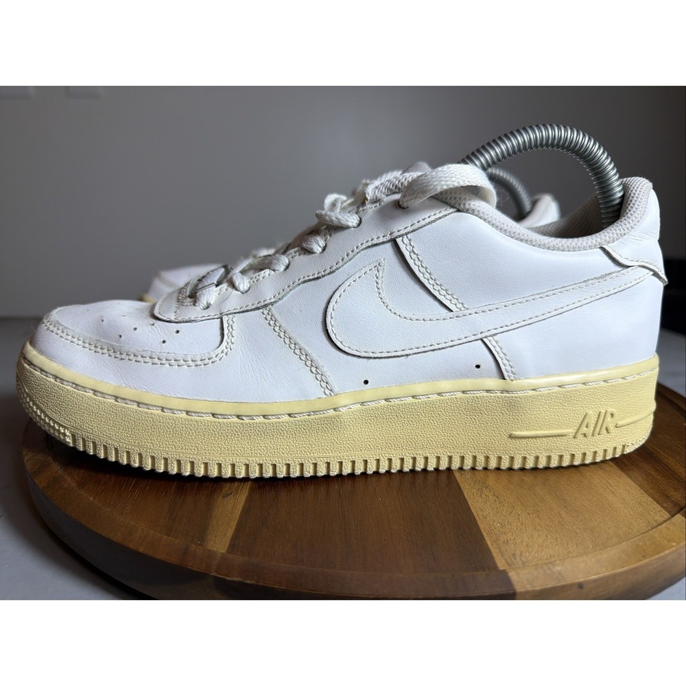 Nike Air Force 1 Low White GS Size 7Y Sneaker 314192-117